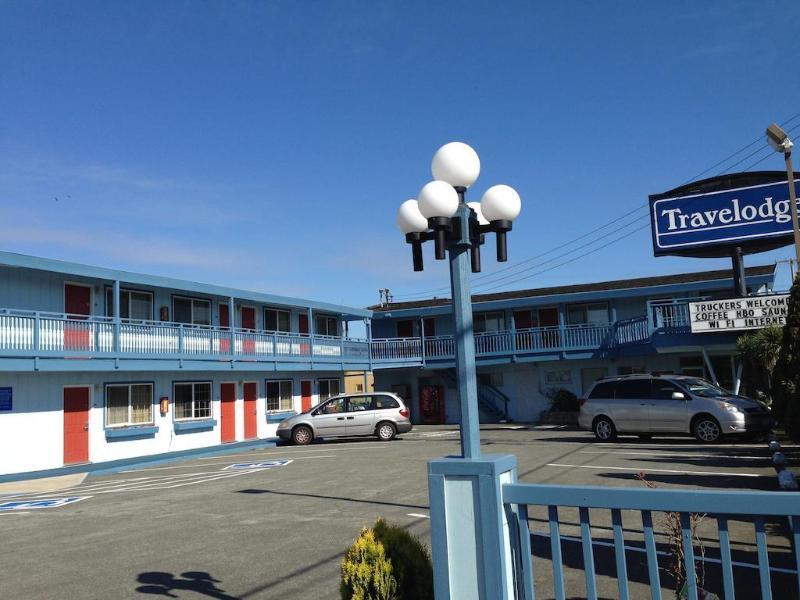 Redwood Inn Crescent City Exterior photo
