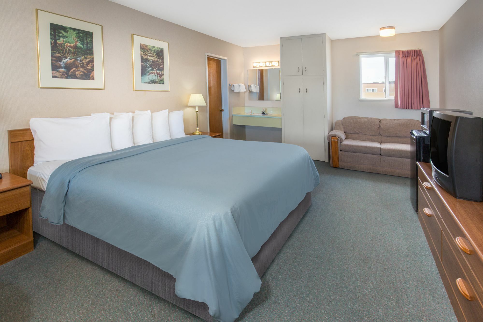 Redwood Inn Crescent City Exterior photo